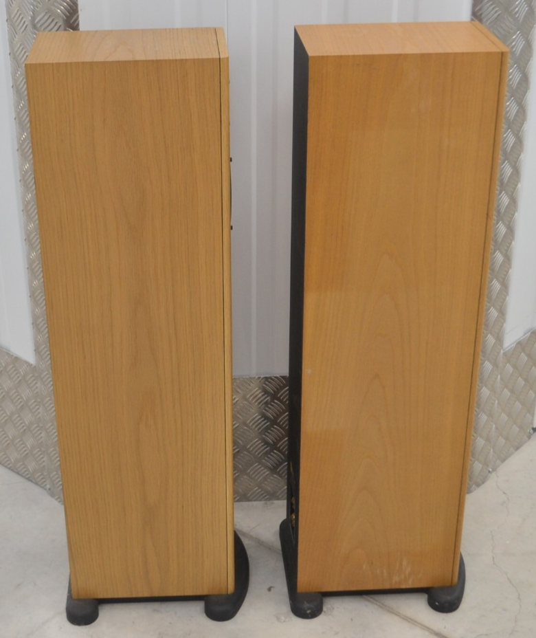 PMC FB1+ Floorstanding Speakers Light Oak Transmission Line Bi-Wire UK - Chorlton Analogue