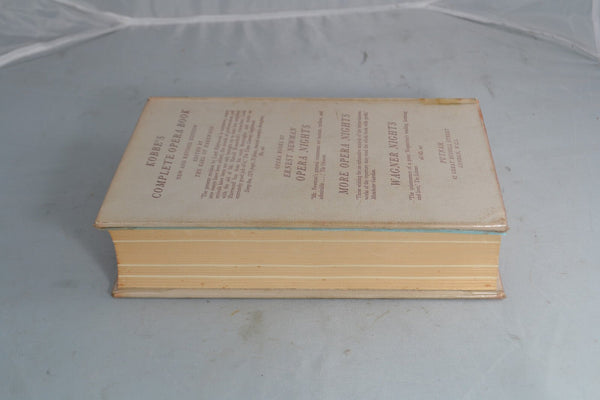 Two Centuries Of Opera At Covent Garden (Harold Rosenthal - 1958) VG - Chorlton Analogue