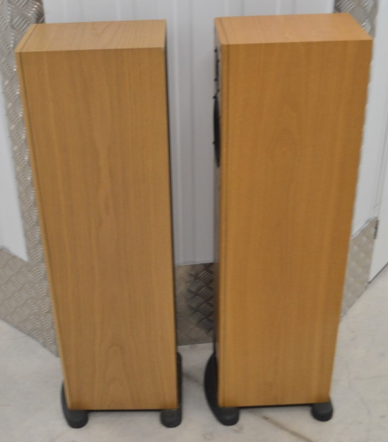 PMC FB1+ Floorstanding Speakers Light Oak Transmission Line Bi-Wire UK - Chorlton Analogue