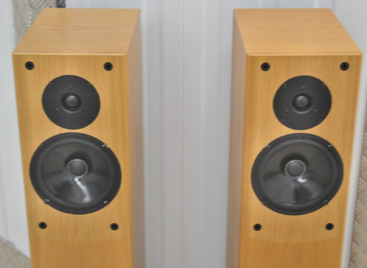 PMC FB1+ Floorstanding Speakers Light Oak Transmission Line Bi-Wire UK - Chorlton Analogue