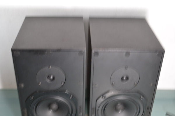 Arcam Two Plus Bookshelf Standmount Speakers - Chorlton Analogue