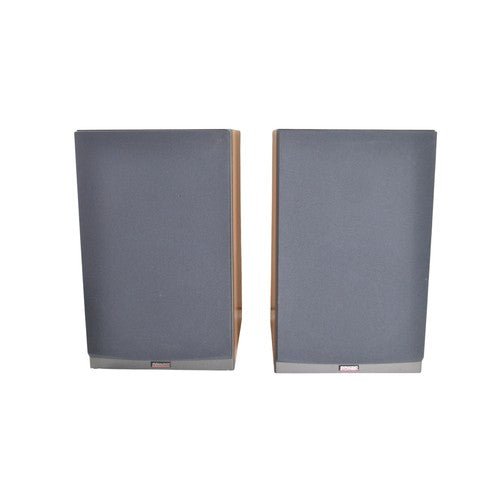 Dynaudio Audience 52 Bookshelf Standmount Speakers Pair Working Maple Veneer - Chorlton Analogue
