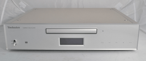 Technics SL - C700 CD Player Silver £850 when NEW, £415 Here USED - Chorlton Analogue