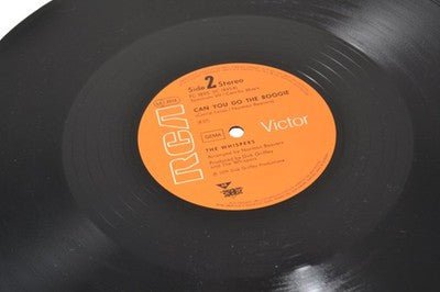The Whispers And The Beat Goes On Vinyl Record 45 RPM Disco RCA - Chorlton Analogue